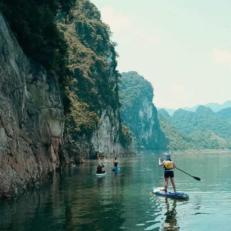 Baie de Ngoi Hoa et lac aux yeux de dragon : SUP & Swim Adventure Tour