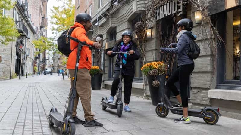 Billet Visite guidée de l'heure d'or en scooter électrique - Vieux-Québec et Beach Break