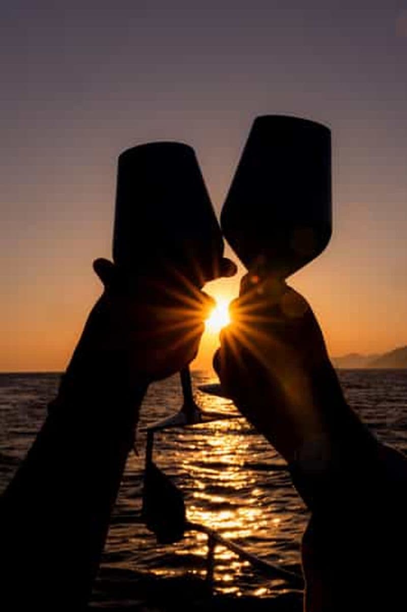La Spezia : Coucher de soleil à Portovenere avec vin, musique et Focaccia