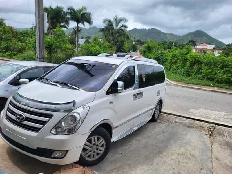 Transfert privé de l'hôtel Hard Rock à l'aéroport de Punta Cana