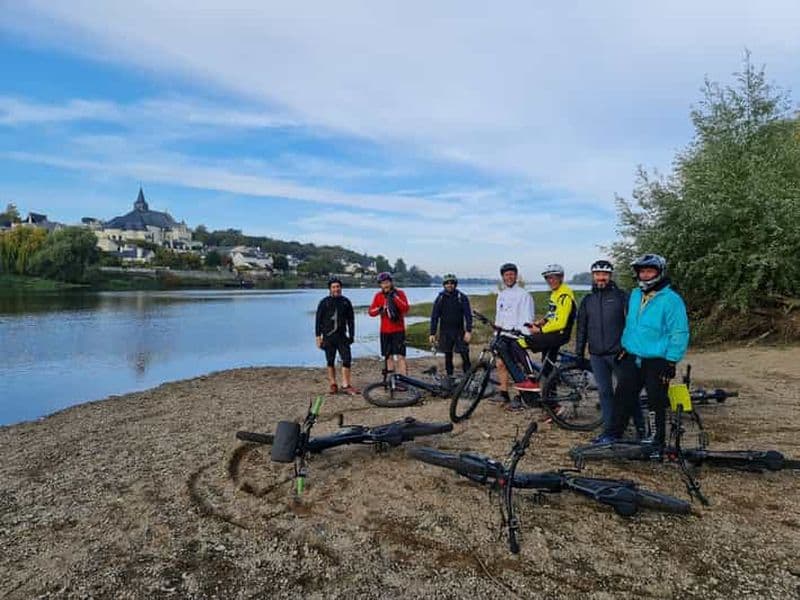 Chinon: visite à vélo des vignobles de Saumur avec pique-nique