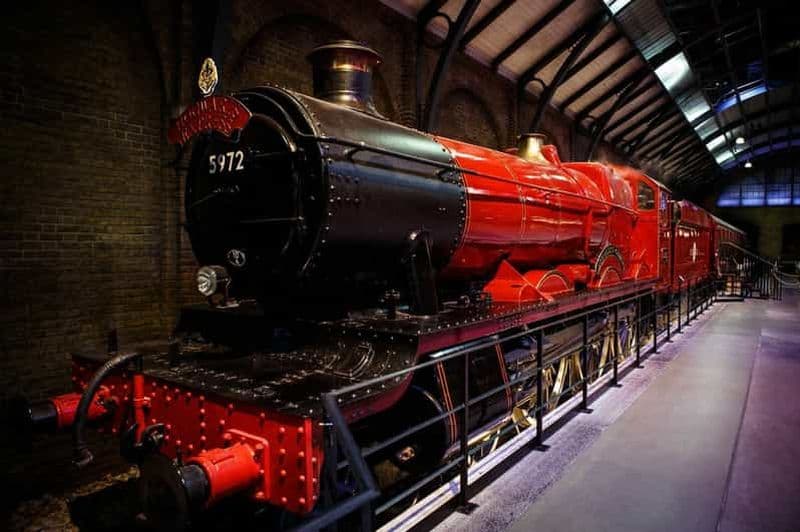 Billet Au départ de Londres : forfait famille Harry Potter avec transferts