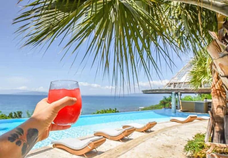 Découvrez Baní : Dunes, salines et vignobles de la baie d'Ocoa