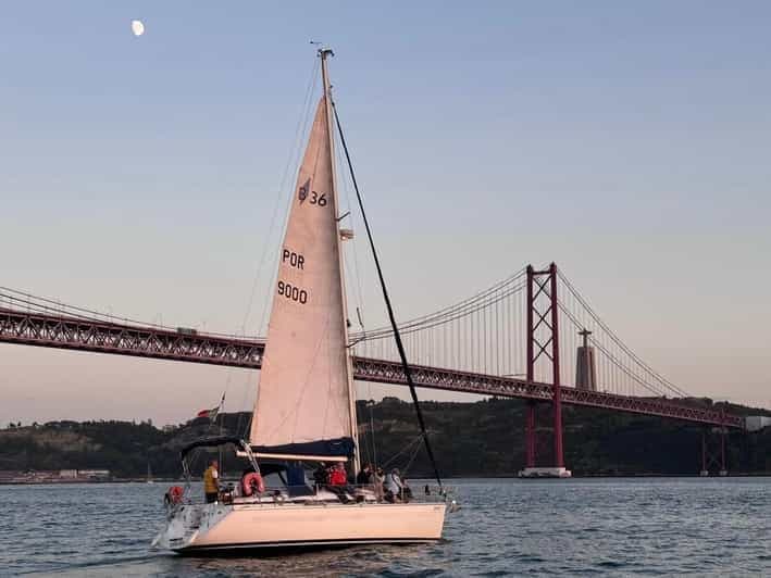 Billet Lisbonne : Journée et coucher de soleil sur le Tage