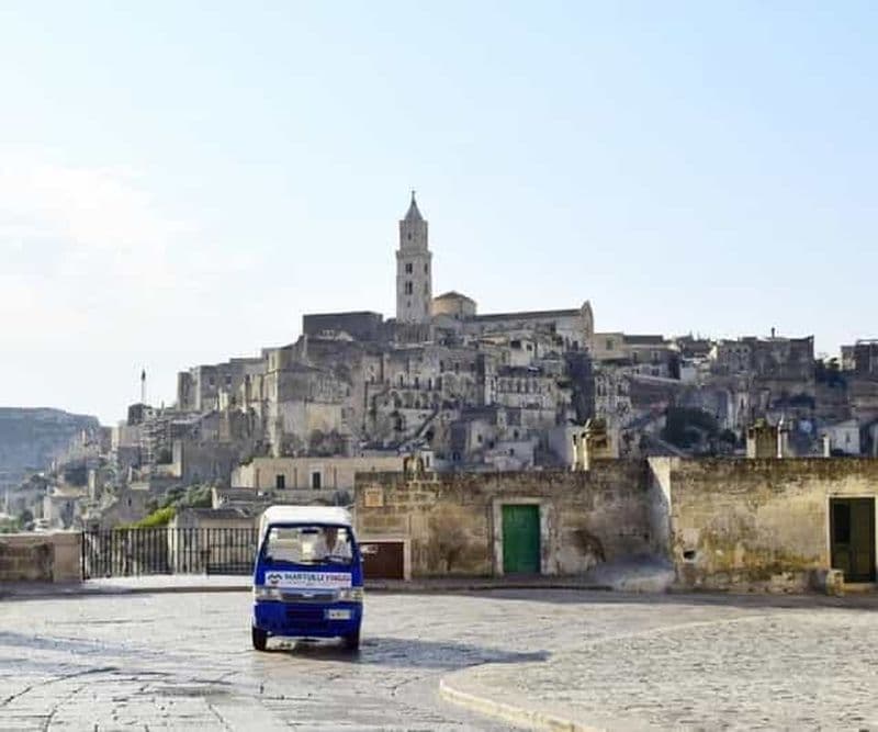 Matera : centre ville et parc de la Murgia en tuk-tuk