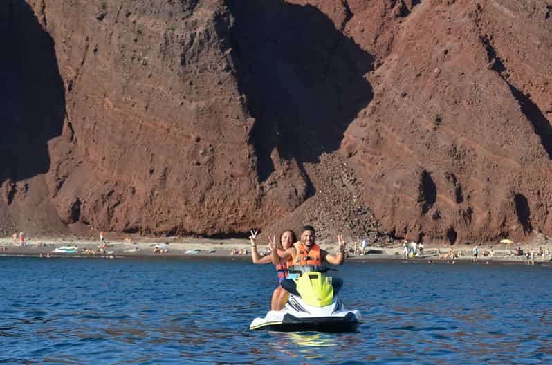 Santorin : Croisière sur les plages volcaniques avec jet ski