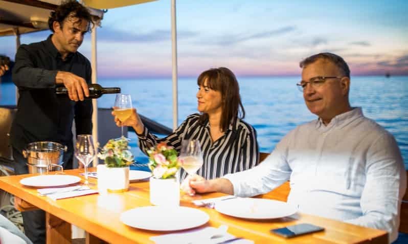 Billet Dubrovnik : Dîner-croisière au coucher du soleil dans la vieille ville
