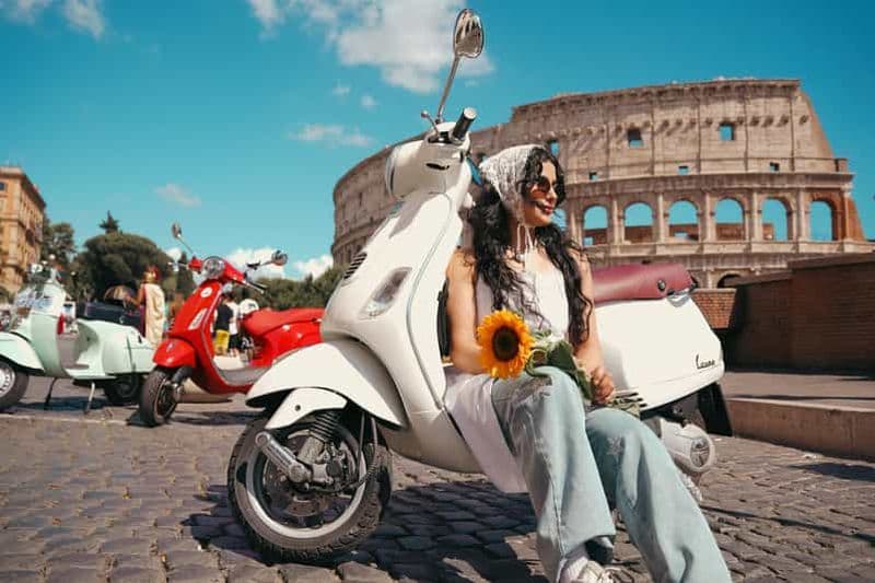 Billet Rome : balade en Vespa avec photos et dégustations sucrées