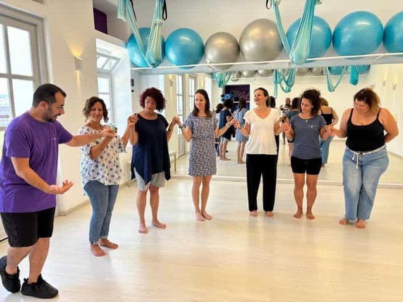 Paros : Dansons la danse grecque avec joie et plaisir !