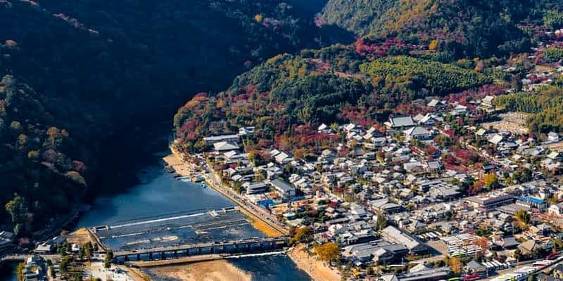 Kyoto : Croisière commentée en hélicoptère