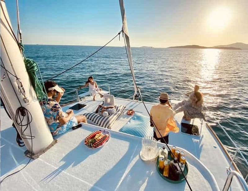 Billet Phuket : catamaran privé pour Raya et Banana Beach