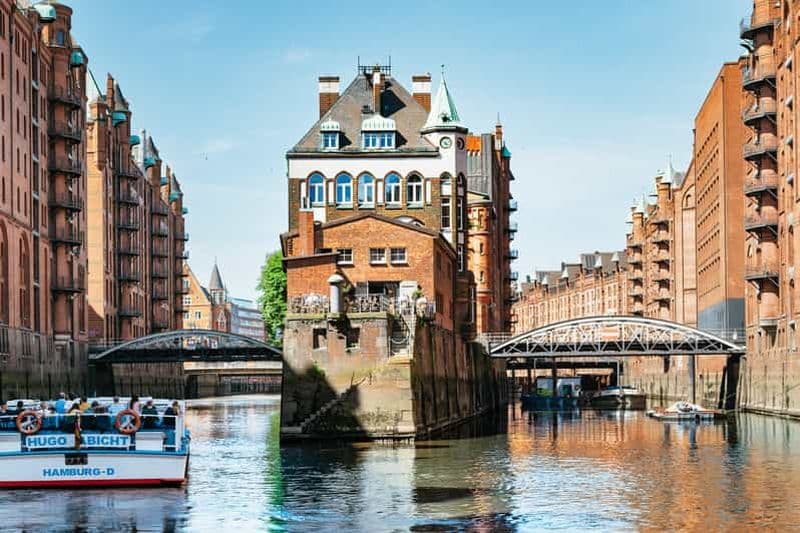 Hambourg : croisière d'une heure et demie dans le port et la Speicherstadt