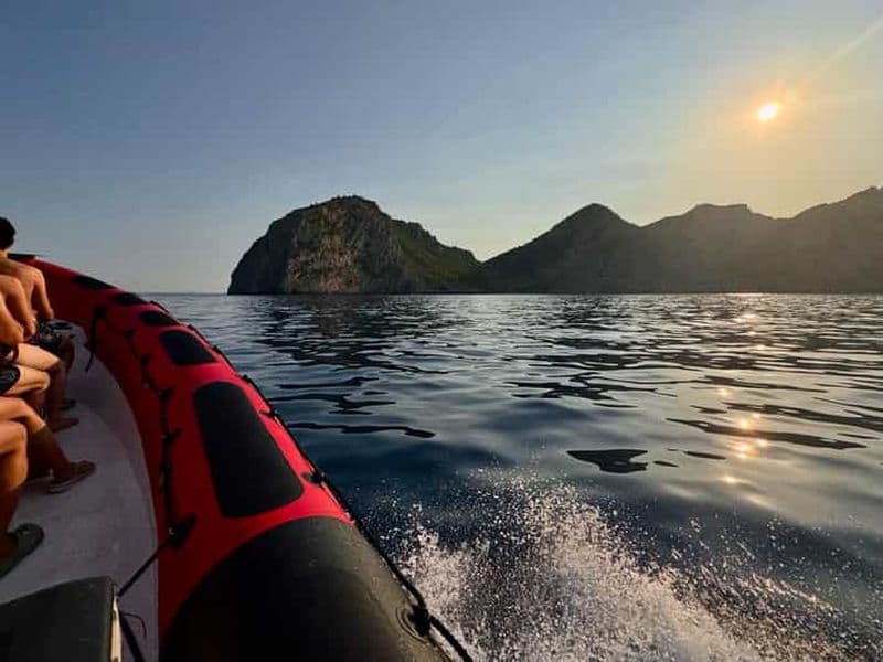 Billet Alcudia : visite touristique, grottes marines et plongée avec tuba en hors-bord