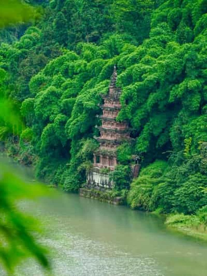 Chengdu Meishan : temple secret, musée du cornichon et tissage de bambou