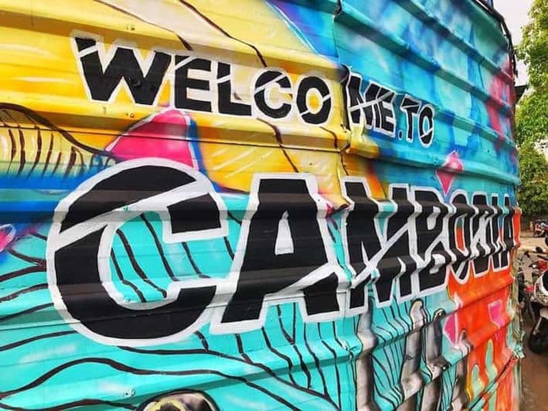 Billet Phnom Penh : visite d'une demi-journée en tuk tuk pour découvrir la gastronomie et les arts de la rue