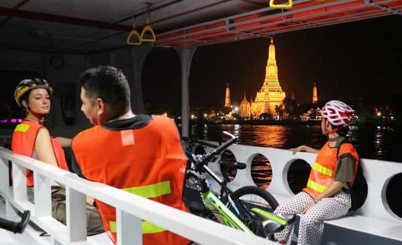 Billet Bangkok : Promenade nocturne à vélo et dîner dans un restaurant local