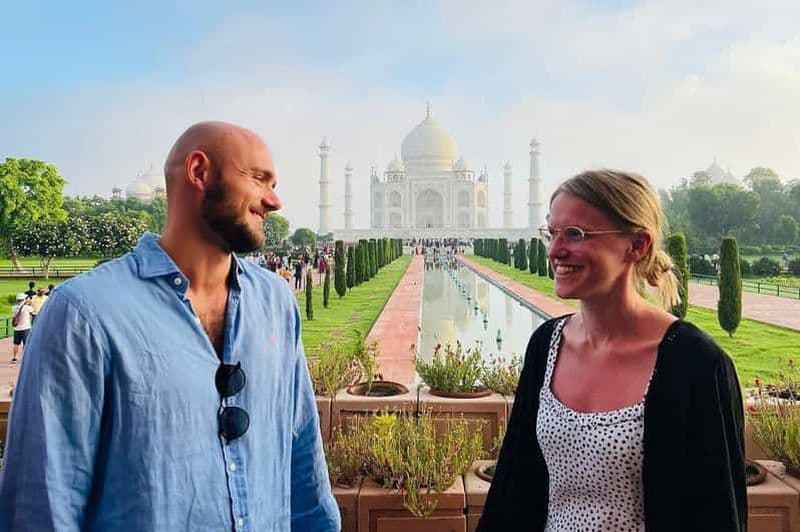 Billet Au départ de Delhi : visite privée du Taj Mahal et d'Agra avec déjeuner 5*.