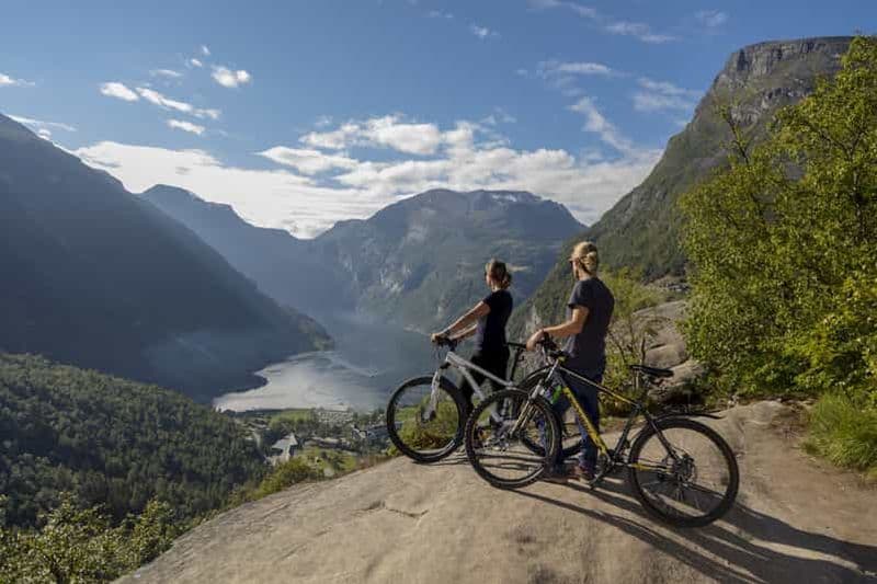 Billet Fjord de Geiranger : Descente en vélo auto-guidée