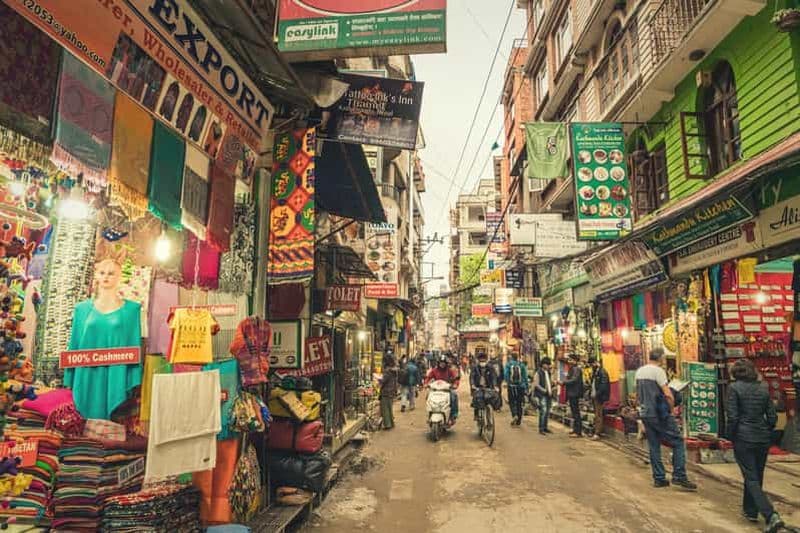 Billet Katmandou : visite de Thamel en pousse-pousse et de la place Durbar