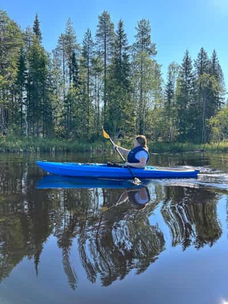 Rovaniemi : Aventure guidée en kayak en milieu sauvage