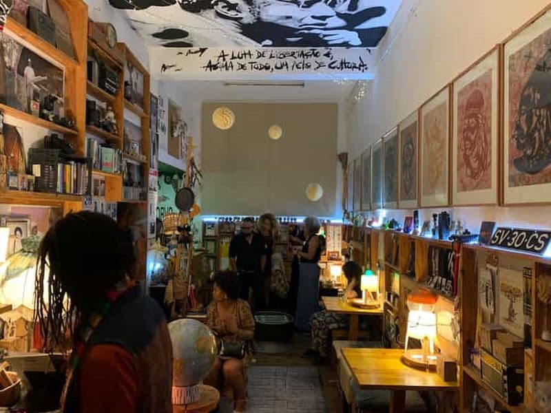 Billet Mindelo culturel : visite de la ville « Mindelo by Night »