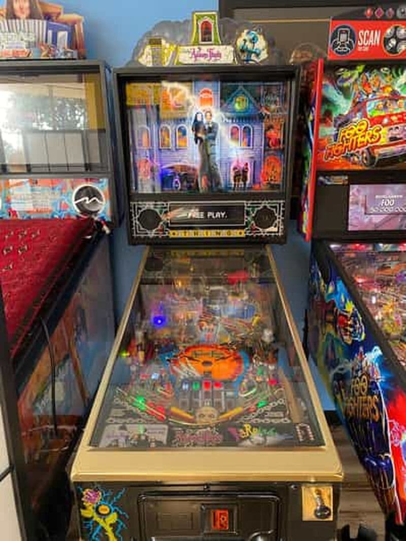 Long Beach : Pinball Arcade 40 Flippers sur Freeplay