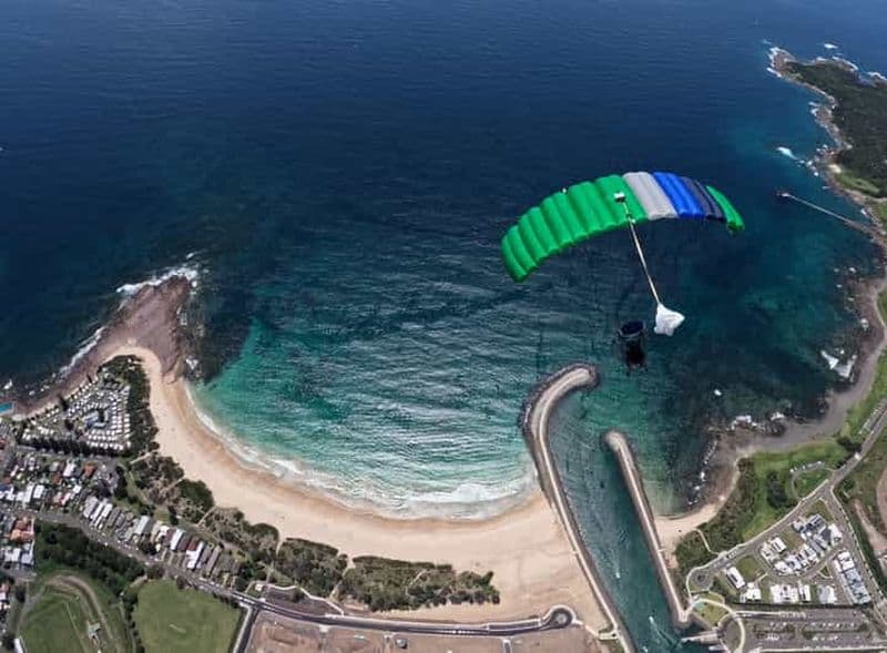 Sydney, Shellharbour : Saut en parachute de plage en tandem à 15 000 pieds