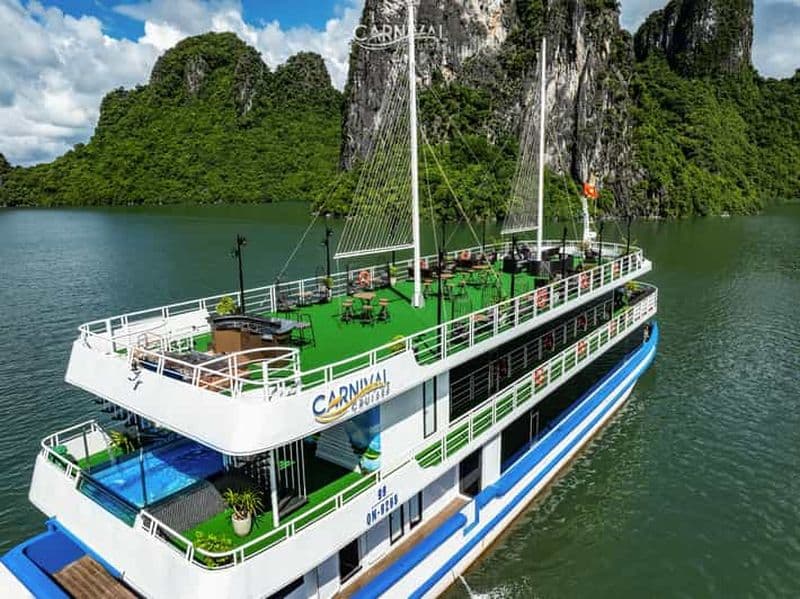 Baie d'Along : croisière de luxe avec kayak, bateau rapide, coucher de soleil