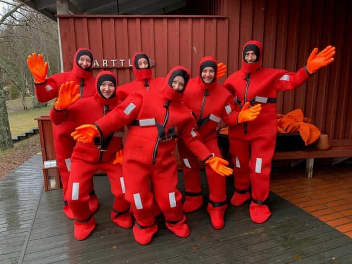 Billet Puumala : Expérience privée de flottaison sur glace au lac Saimaa