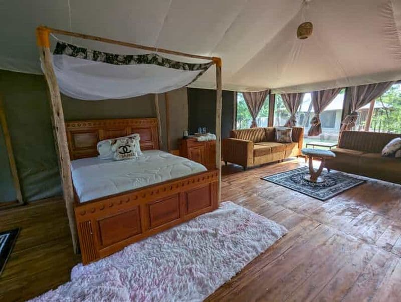 Billet Dar es Salaam : Safari de 8 jours dans le sud de la Tanzanie et île de Mafia