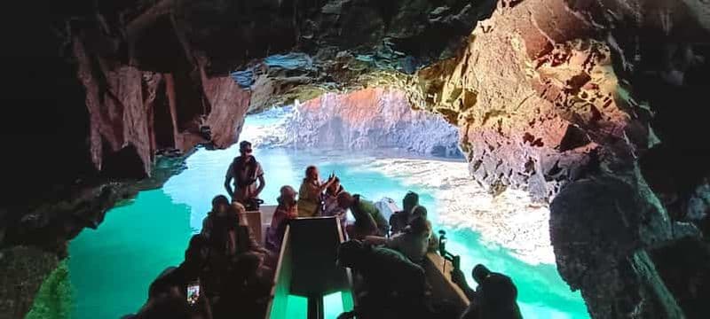 Peniche : Excursion en catamaran sur l'île de Berlengas avec visite des grottes