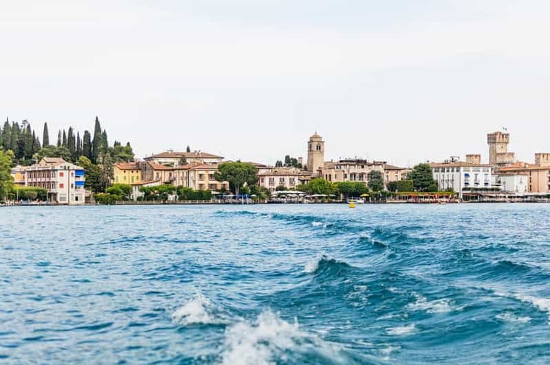 Billet Au départ de Milan : Excursion guidée à Vérone et au lac de Garde