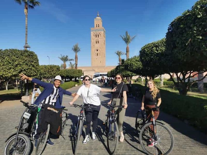Marrakech : visite guidée à vélo avec un guide local