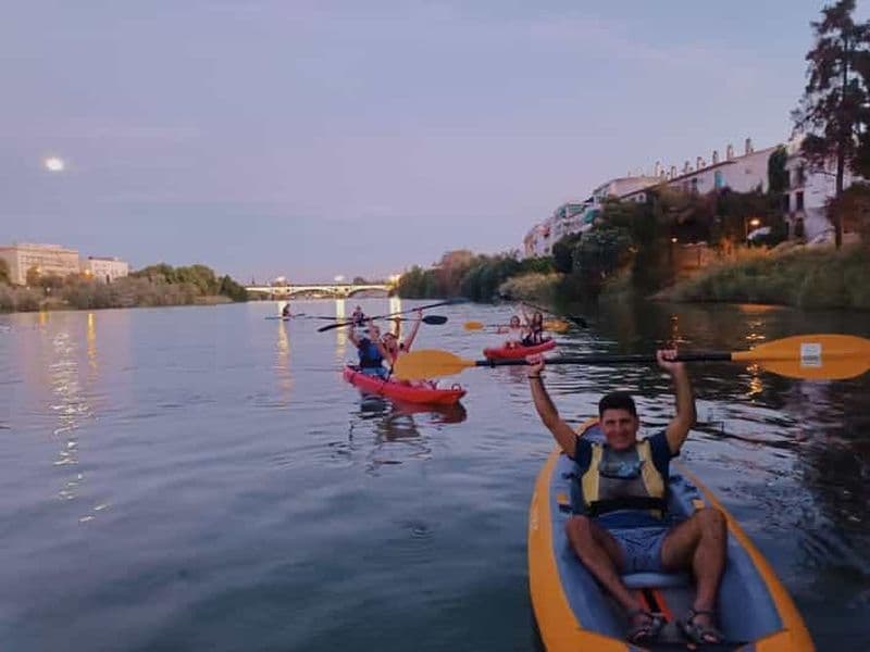 Billet Kayak de nuit : Séville historique, Triana et La Cartuja