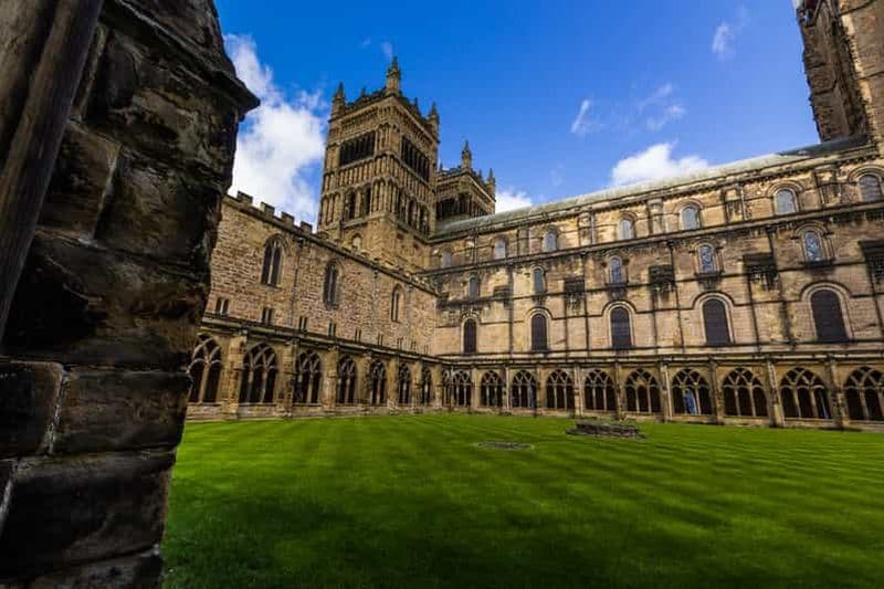Durham : visite audioguidée des légendes locales et de la cathédrale