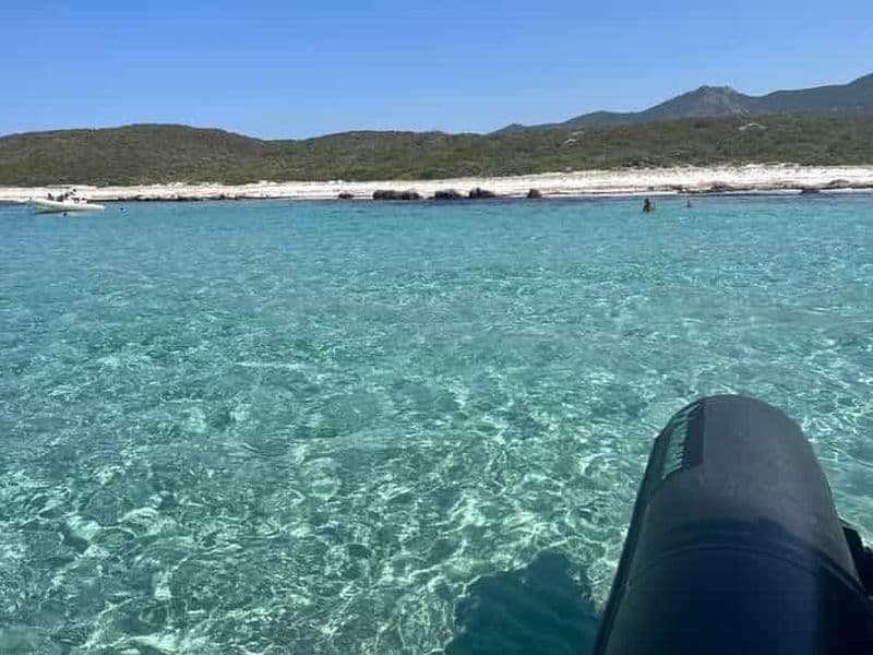 Billet Excursion en bateau au départ de Calvi dans le Désert des Agriates