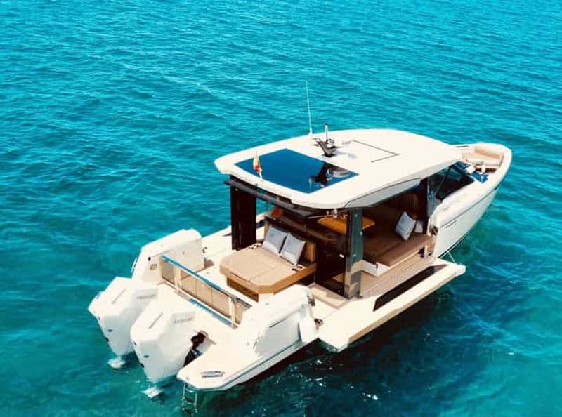 Grande Canarie : location de bateau de luxe privé avec repas et boissons