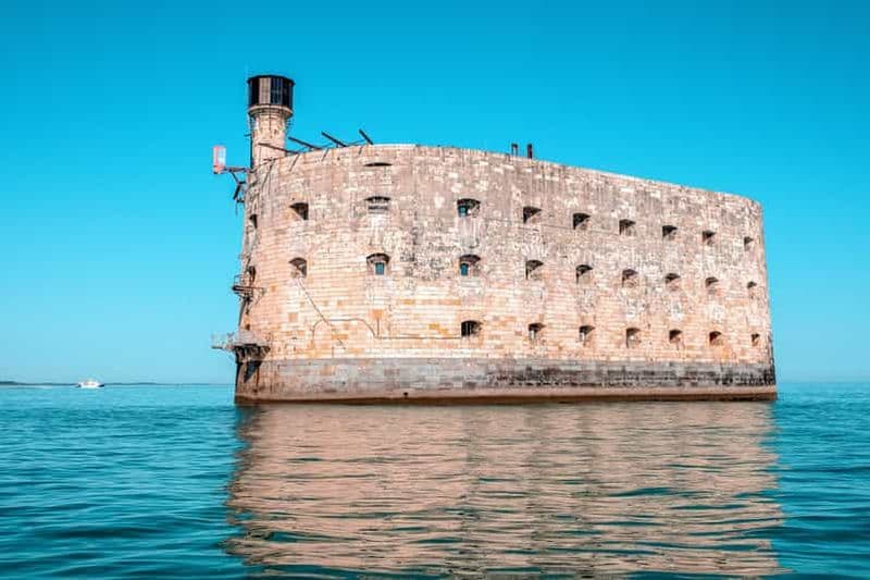 Ile d'Oléron - Boyardville : visite en bateau de Fort Boyard 1h00