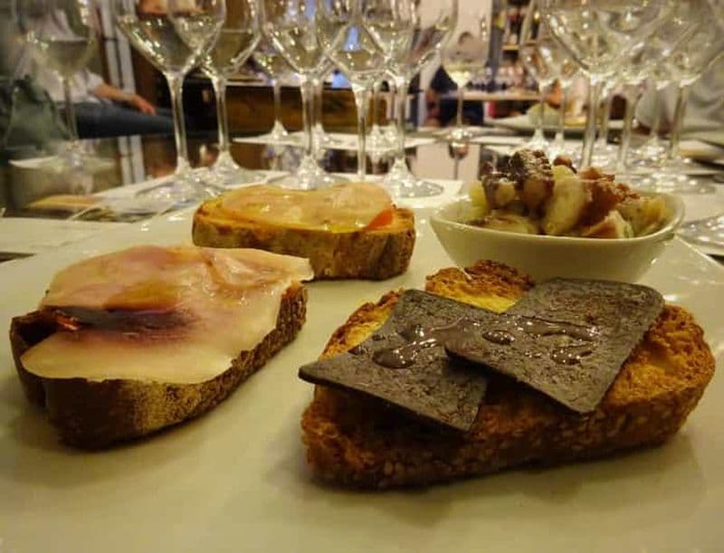 Dégustation de vins et de plats siciliens