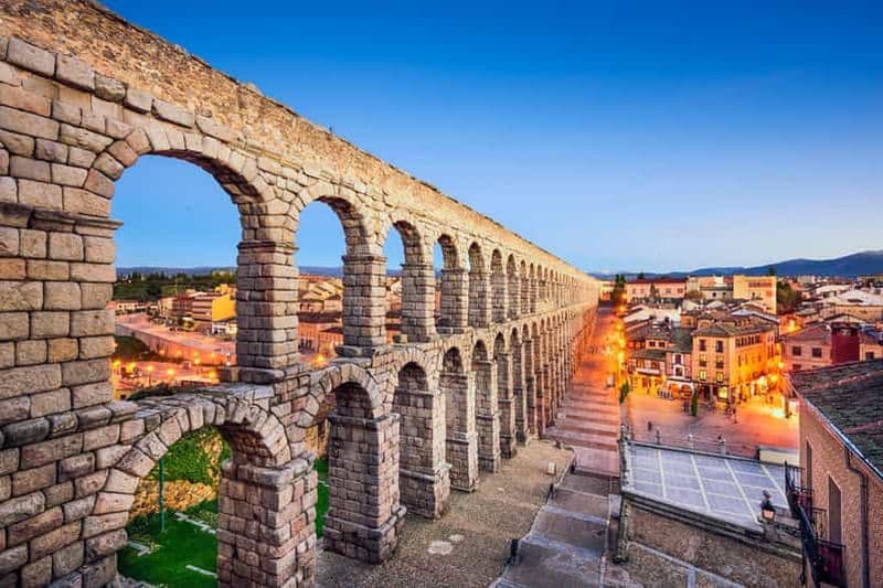 Billet Depuis Madrid : Avila, Ségovie et El Escorial visite privée