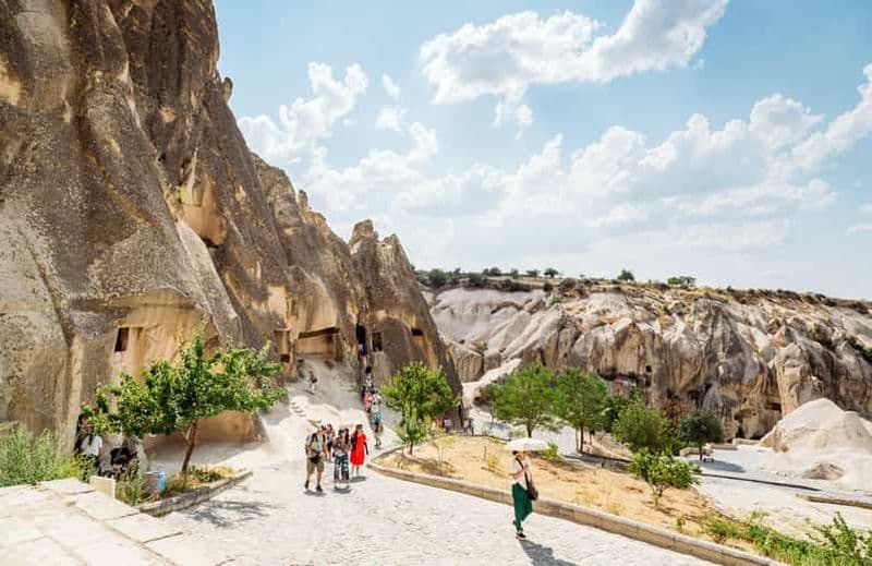 Billet Cappadoce : visite guidée en petit groupe d'une jounée rouge avec déjeuner
