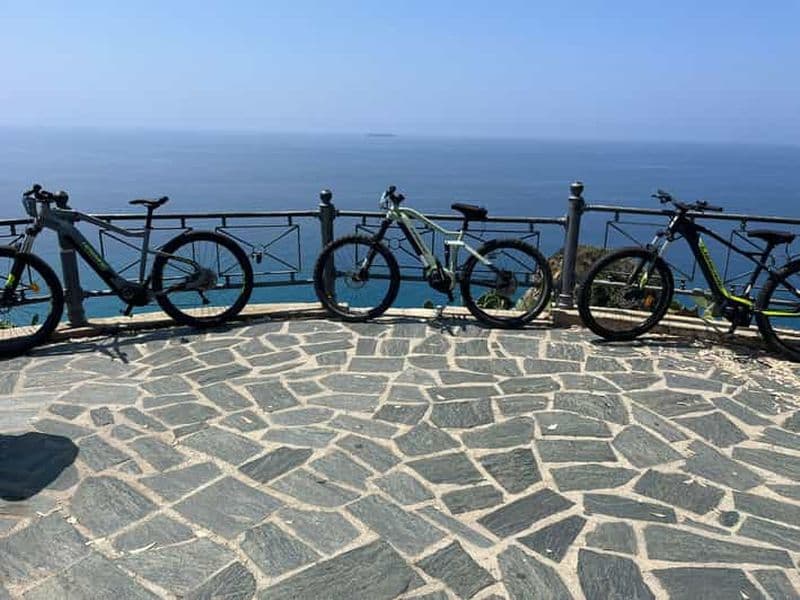 Tropea : visite panoramique en vélo électrique