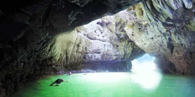 Rafting et spéléologie dans un sanctuaire naturel préservé