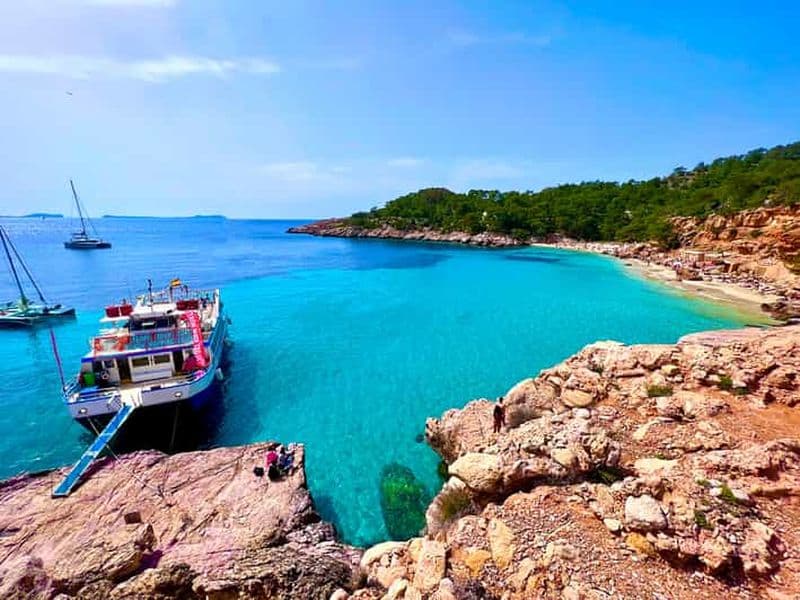 Ibiza : Cala Salada et croisière nord avec boissons et plongée en apnée