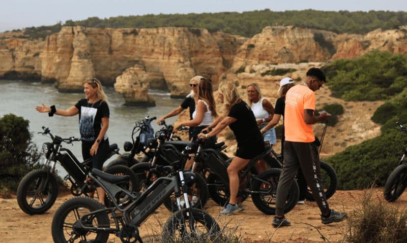 Billet Lagoa : visite panoramique des sept vallées suspendues en vélo électrique