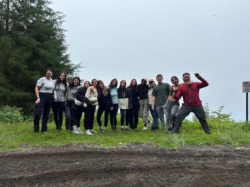 Billet Randonnée de 2 jours à Acatenango : cabanes confortables, repas et guide de la région