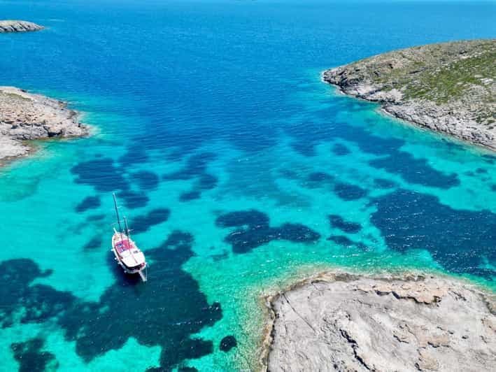 Paros : croisière traditionnelle en goélette partagée ou privée autour de l'île