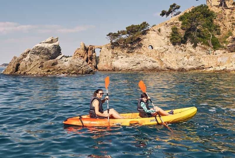 Lloret de Mar : Excursion en kayak et baignade sur la Costa Brava
