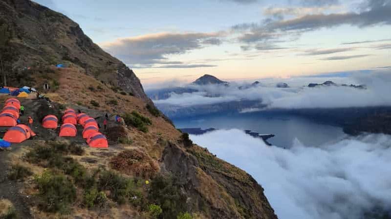 Billet Trekking au Mont Rinjani 2D/1N Crater Rim & Summit