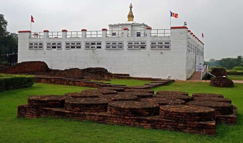 Billet Lumbini : visite d'une jounée avec transfert aéroport